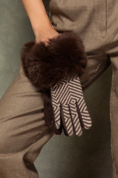 Топли ръкавици с еко косъм в кафяво