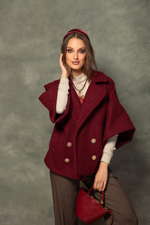 Палто от букле в вишнево