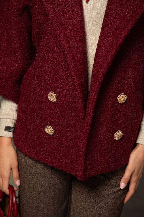 Палто от букле в вишнево