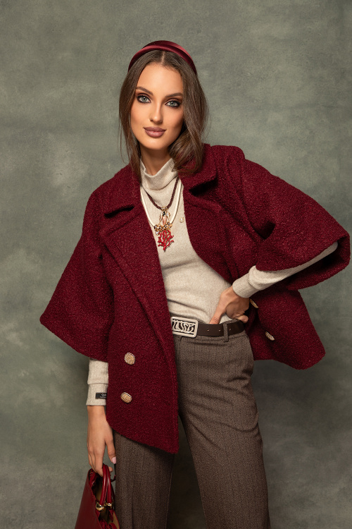 Палто от букле в вишнево