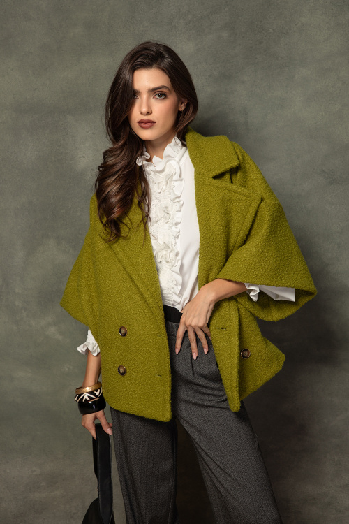 Риза с къдри и дантела