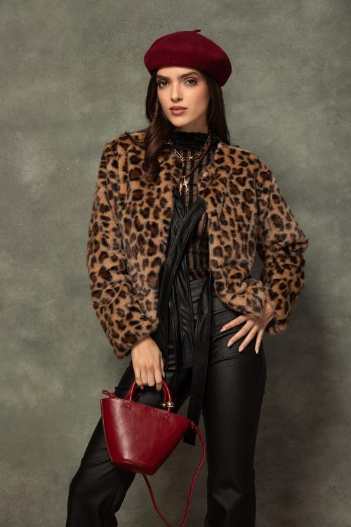 Къс бомбър от еко косъм в животински принт