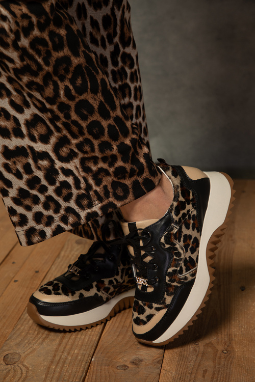 Обувки в животински принт от 100% естествена кожа