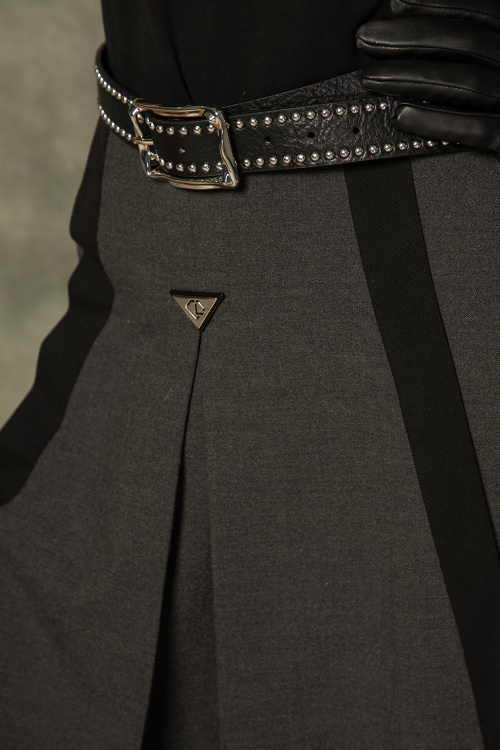 Миди пола с плоха и кантове