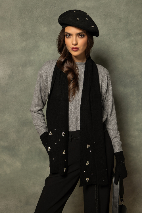 Топли ръкавици с кристали в черно