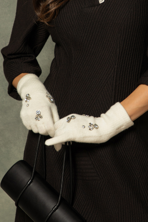 Топли ръкавици с кристали в екрю