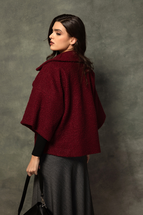 Палто от букле в вишнево