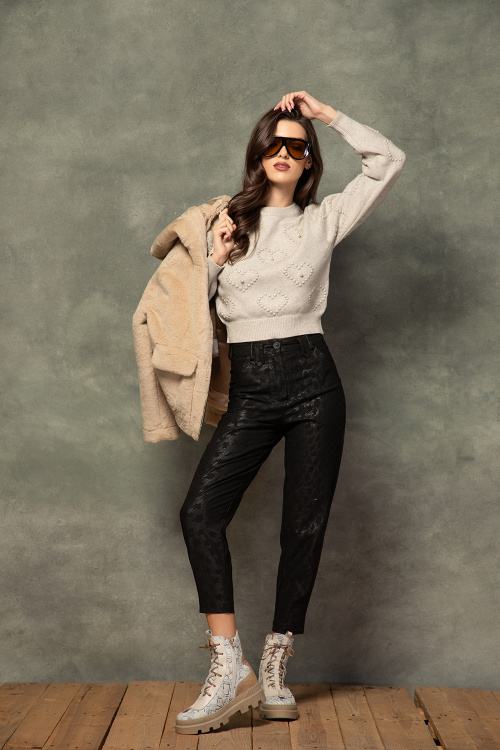 Блуза машинно плетиво в екрю