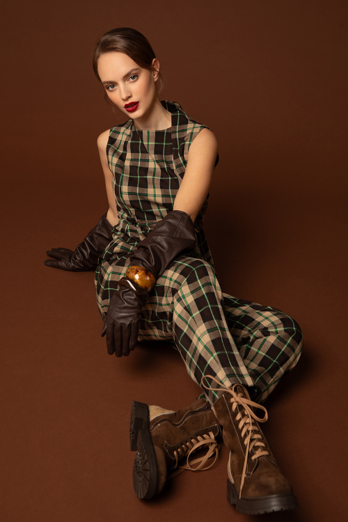 Разкроен топ в каре