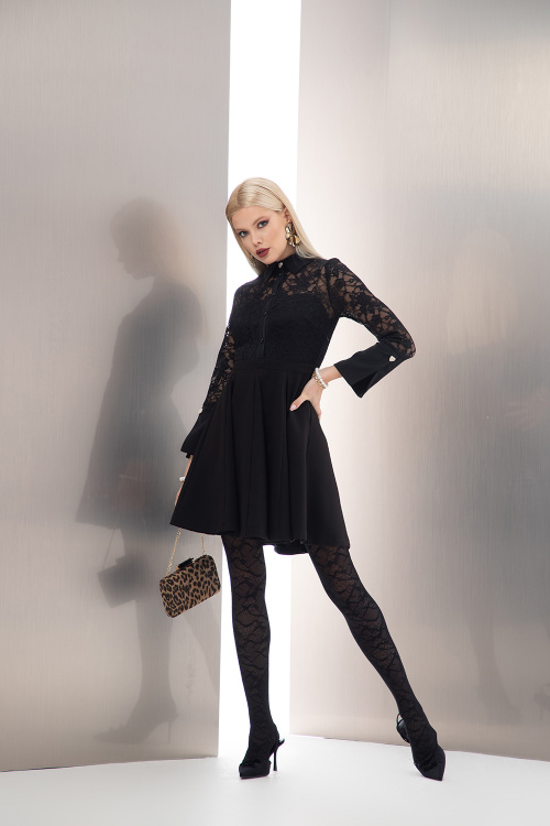 Рокля имитираща две части