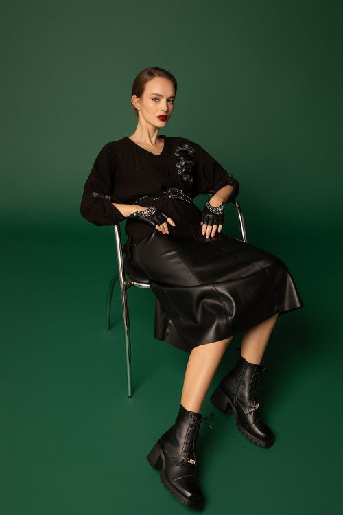 Жакардова блуза с акценти