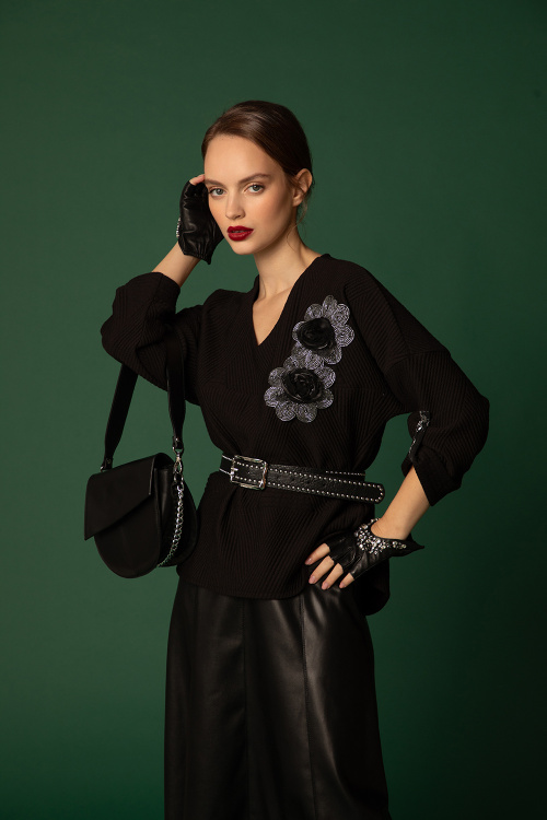 Жакардова блуза с акценти