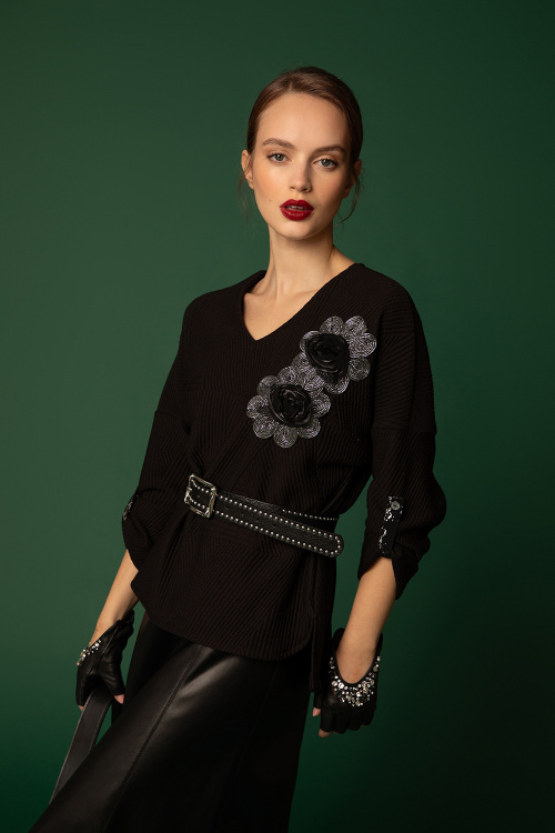 Жакардова блуза с акценти