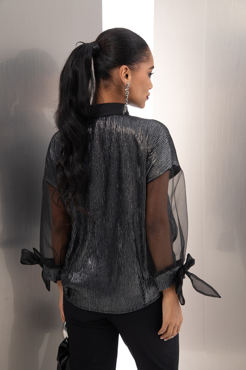 Свободна риза с чупки в сребристо