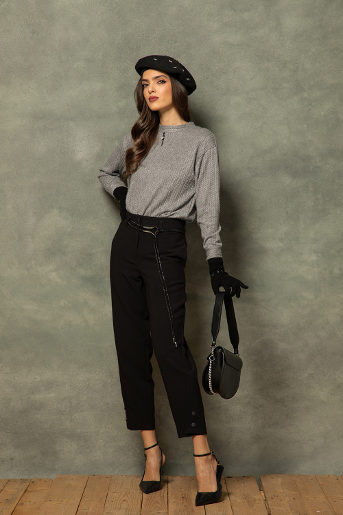 Черен бляскав колан