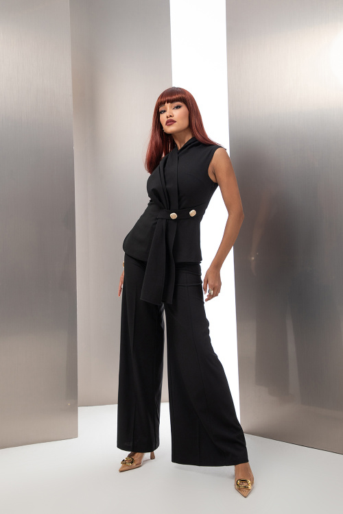 Асиметричен топ с шал яка