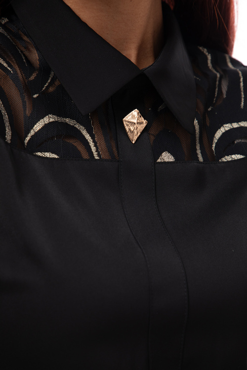 Риза с дантелен ръкав в златисто